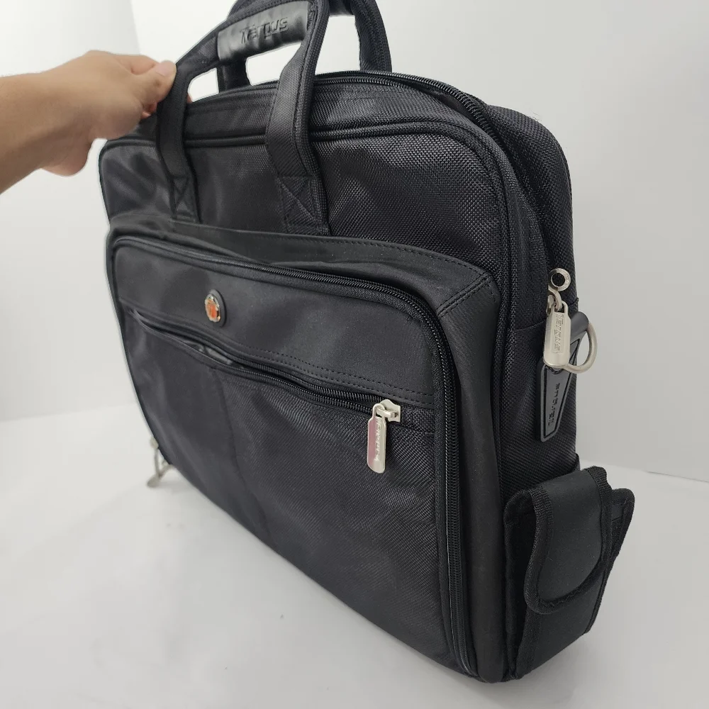 LIKE NEW Targus‎ Black Nylon Briefcase/Attache/ Organizer Bag